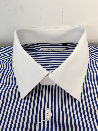 Stripes shirt with contrast collar and french cuffs